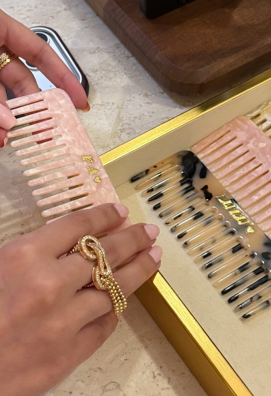 Hair comb